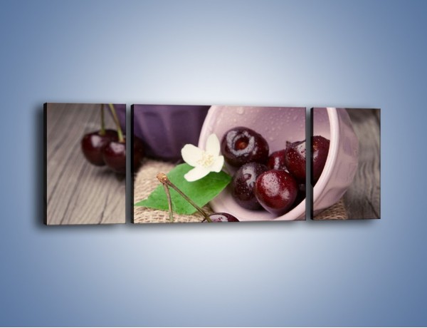 Obraz na płótnie – Wiśnie w małych pucharkach – trzyczęściowy JN399W5