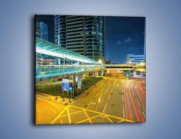 Obraz na płótnie – Droga na lotnisko w Japonii – jednoczęściowy kwadratowy AM088