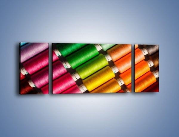 Obraz na płótnie – Szpulki kolorowych nici – trzyczęściowy O035W5