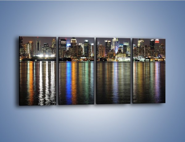 Obraz na płótnie – Światła miasta w lustrzanym odbiciu wody – czteroczęściowy AM222W1
