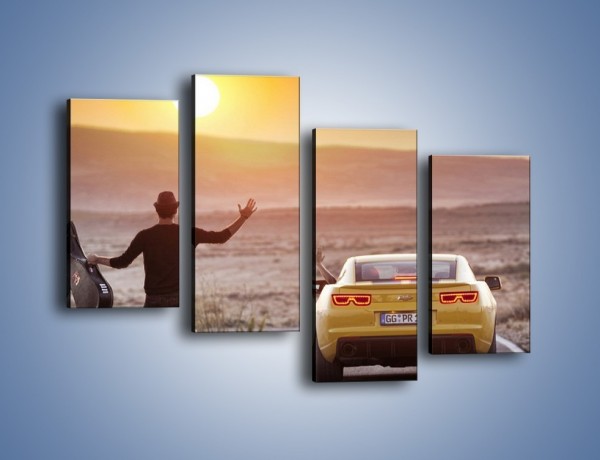 Obraz na płótnie – Chevrolet Camaro na pustynnej drodze – czteroczęściowy TM080W2