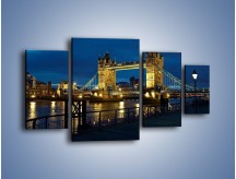 Obraz na płótnie – Tower Bridge w świetle nocnych lamp – czteroczęściowy AM210W4