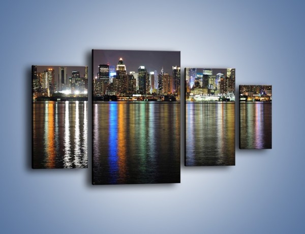 Obraz na płótnie – Światła miasta w lustrzanym odbiciu wody – czteroczęściowy AM222W4