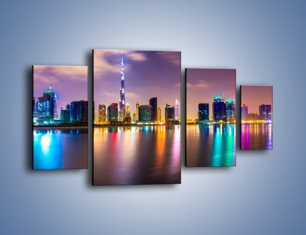 Obraz na płótnie – Światła Dubaju odbite w wodzie – czteroczęściowy AM761W4