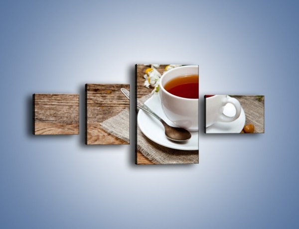 Obraz na płótnie – Herbata wśród stokrotek – czteroczęściowy JN413W5