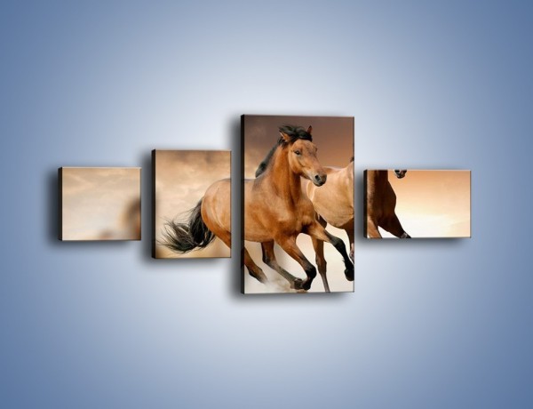 Obraz na płótnie – Uciec na koniu przed burzą – czteroczęściowy Z180W5