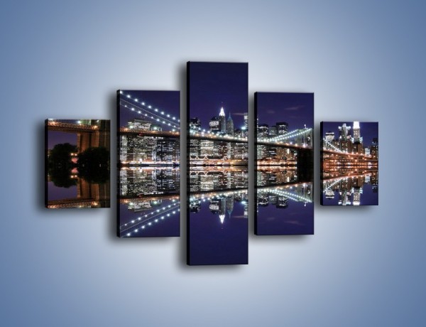 Obraz na płótnie – Most Brookliński w lustrzanym odbiciu wody – pięcioczęściowy AM067W1