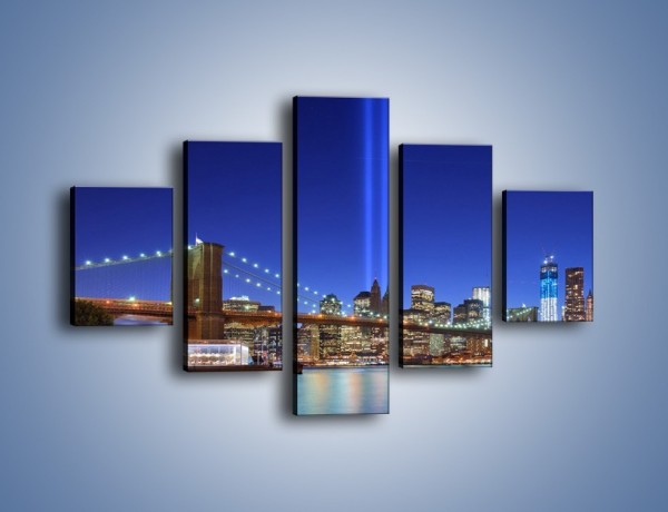 Obraz na płótnie – Świetlne kolumny w Nowym Jorku – pięcioczęściowy AM757W1