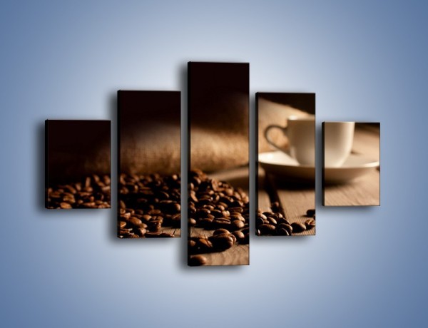 Obraz na płótnie – Ziarna kawy na drewnianym stole – pięcioczęściowy JN457W1
