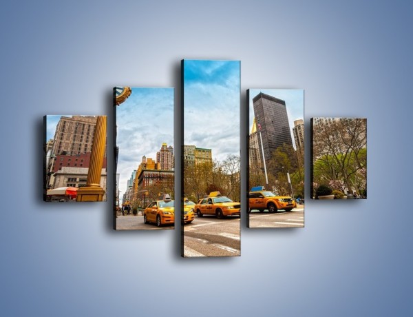 Obraz na płótnie – Taksówki na Fifth Avenue – pięcioczęściowy TM223W1