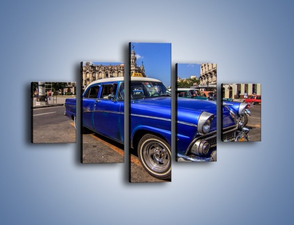 Obraz na płótnie – Klasyczna taksówka na kubańskiej ulicy – pięcioczęściowy TM239W1
