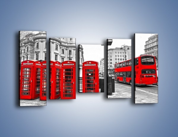 Obraz na płótnie – Czerwony autobus i budki telefoniczne – pięcioczęściowy AM397W2