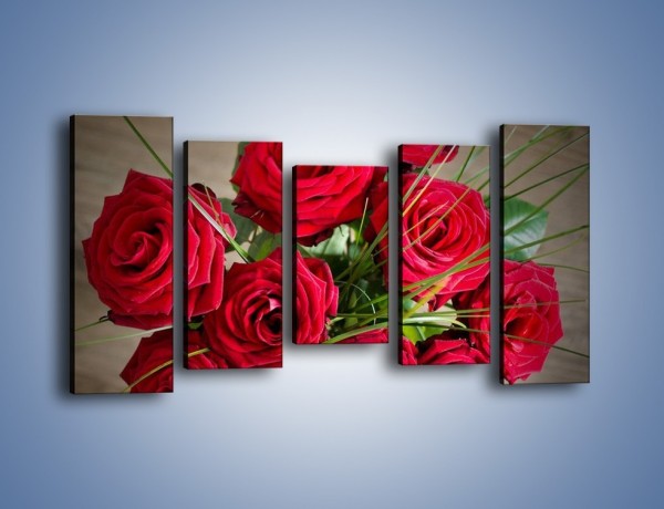 Obraz na płótnie – Pospolita wiązanka z róż – pięcioczęściowy K864W2