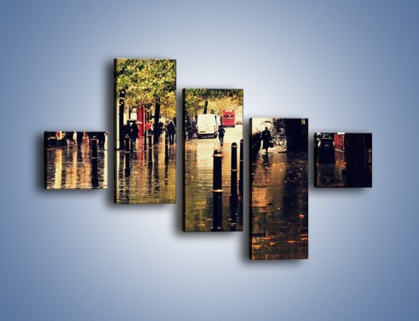 Obraz na płótnie – Deszczowa jesień w Moskwie – pięcioczęściowy AM383W3