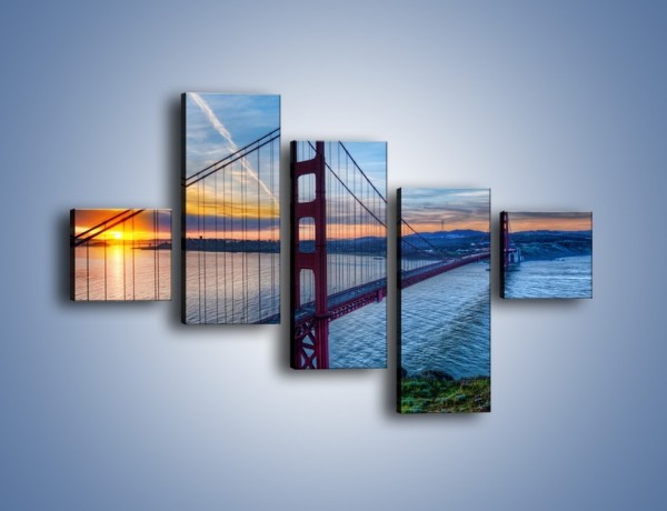 Obraz na płótnie – Wschód słońca nad mostem Golden Gate – pięcioczęściowy AM539W3