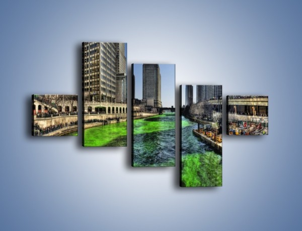 Obraz na płótnie – Chicago River w Dzień św. Patryka – pięcioczęściowy AM605W3
