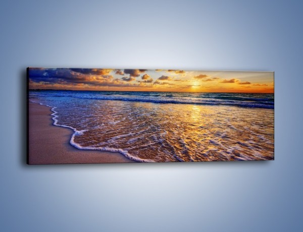 Obraz na płótnie – Piana i gładki piach – jednoczęściowy panoramiczny KN1123A