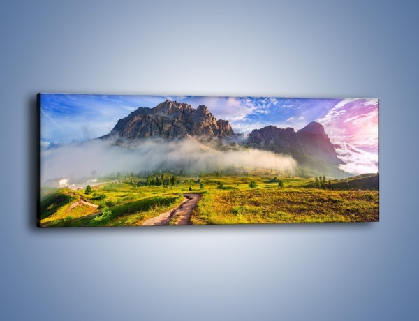 Obraz na płótnie – Góry ubrane w mgłę – jednoczęściowy panoramiczny KN1282A