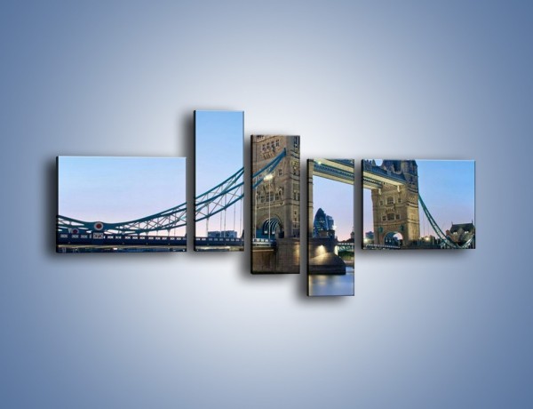 Obraz na płótnie – Tower Bridge o poranku – pięcioczęściowy AM143W5