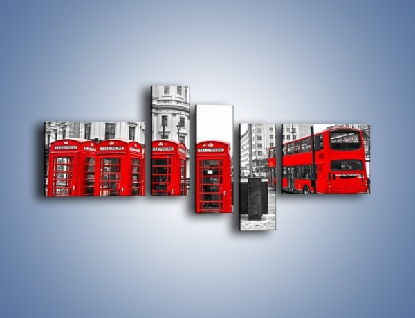 Obraz na płótnie – Czerwony autobus i budki telefoniczne – pięcioczęściowy AM397W5