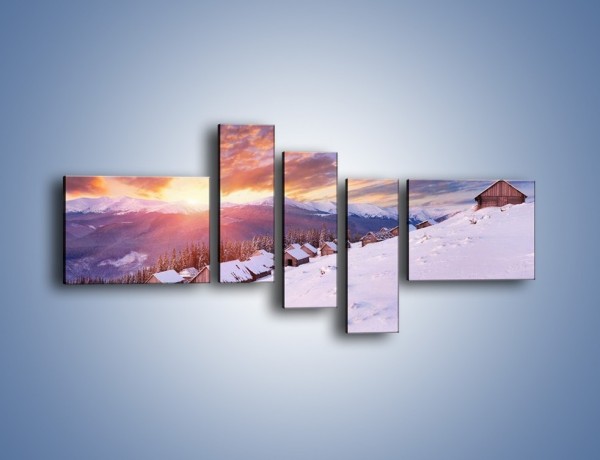 Obraz na płótnie – Chatka w śnieżnym dywanie – pięcioczęściowy KN725W5