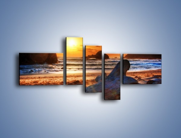 Obraz na płótnie – Urok plaży o zachodzie słońca – pięcioczęściowy KN757W5