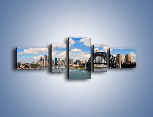 Obraz na płótnie – Panorama Sydney w pochmurny dzień – pięcioczęściowy AM784W6