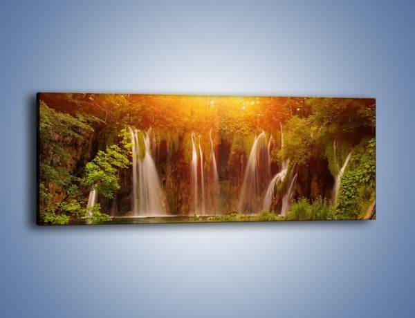 Obraz na płótnie – Fontanny z wodospadów – jednoczęściowy panoramiczny KN231