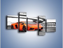 Obraz na płótnie – Lamborghini Aventador na szarym tle – pięcioczęściowy TM237W7