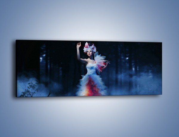 Obraz na płótnie – Biała księżniczka w ponurym lesie – jednoczęściowy panoramiczny L102