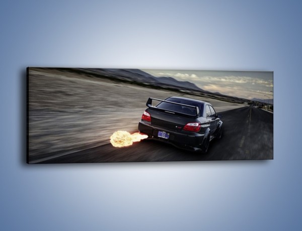 Obraz na płótnie – Ogień z wydechu Subaru Impreza WRX STi – jednoczęściowy panoramiczny TM128
