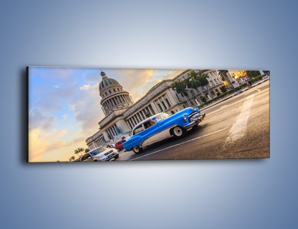 Obraz na płótnie – Samochody na ulicach Hawany – jednoczęściowy panoramiczny TM243