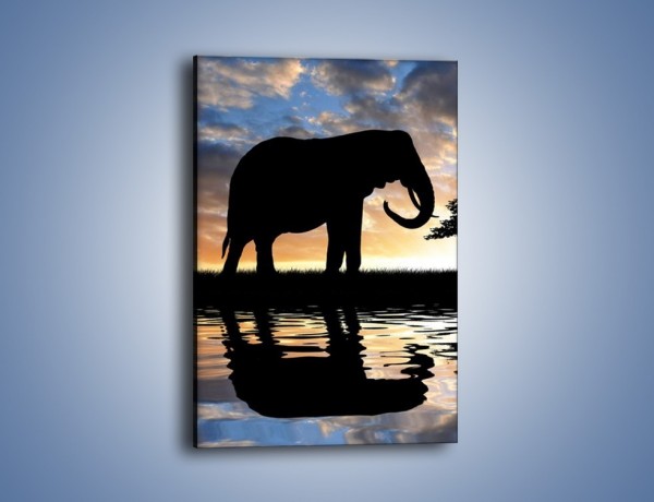 Obraz na płótnie – Samotność wśród słoni – jednoczęściowy prostokątny pionowy GR317