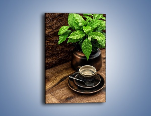 Obraz na płótnie – Kawa pod zielonym liściem – jednoczęściowy prostokątny pionowy JN561