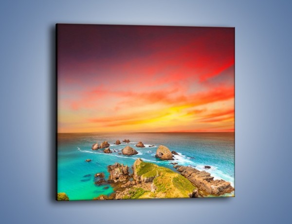 Obraz na płótnie – Kolory rozpalonego nieba nad wodą – jednoczęściowy kwadratowy KN879