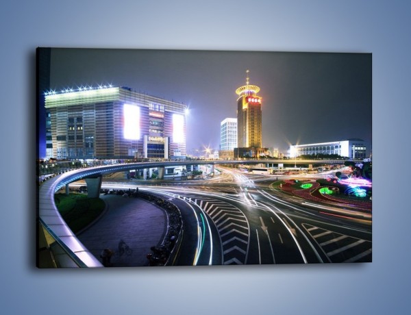 Obraz na płótnie – Oświetlone skrzyżowanie ulic w Szanghaju – jednoczęściowy prostokątny poziomy AM446