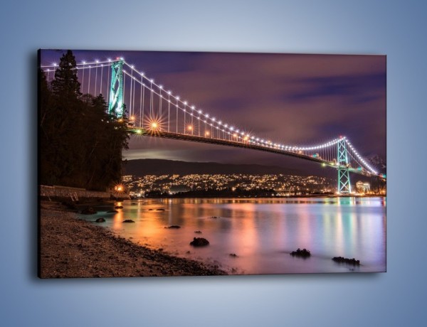 Obraz na płótnie – Most Lions Gate w Vancouver nocą – jednoczęściowy prostokątny poziomy AM472