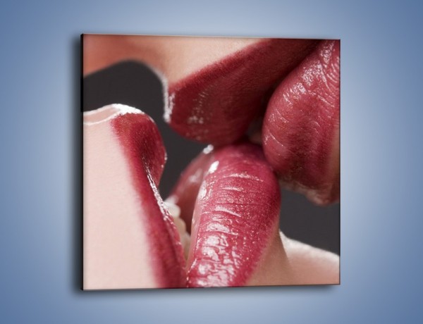 Obraz na płótnie – Dotyk kobiecych ust – jednoczęściowy kwadratowy L113