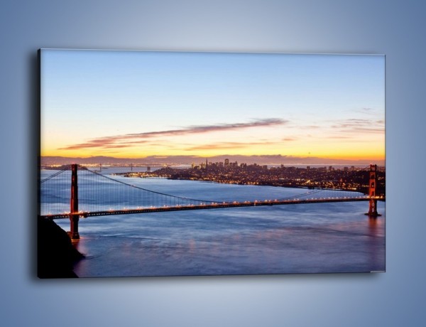 Obraz na płótnie – Most Golden Gate o zachodzie słońca – jednoczęściowy prostokątny poziomy AM608