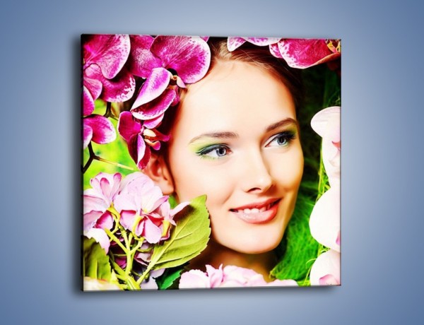 Obraz na płótnie – Kobieta ubrana w kwiaty – jednoczęściowy kwadratowy L336