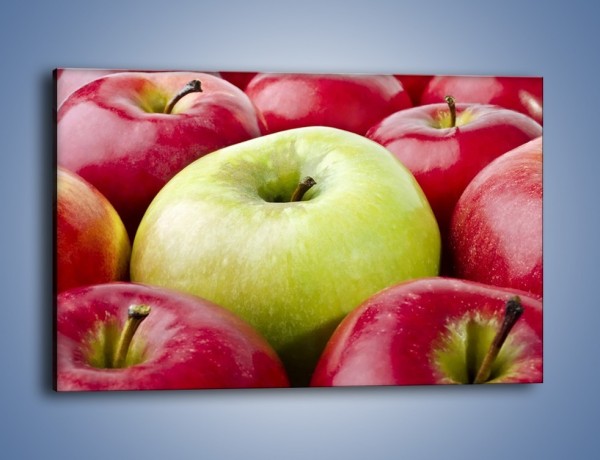 Obraz na płótnie – Zielone wśród czerwonych jabłek – jednoczęściowy prostokątny poziomy JN155