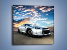 Obraz na płótnie – Nissan GT-R o zachodzie słońca – jednoczęściowy kwadratowy TM217