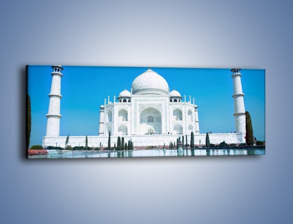 Obraz na płótnie – Taj Mahal pod błękitnym niebem – jednoczęściowy panoramiczny AM077