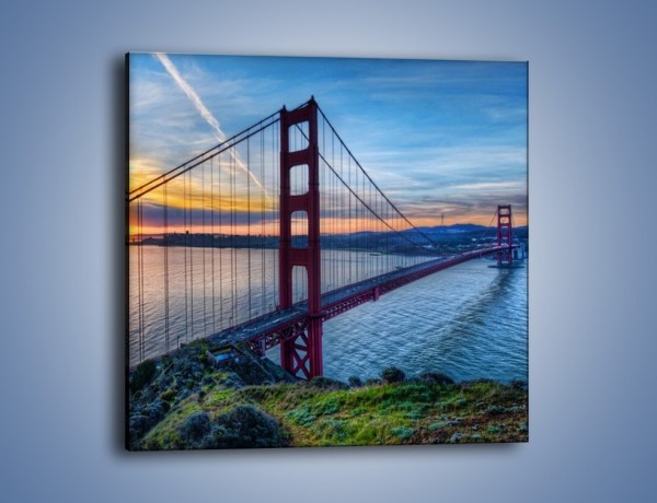 Obraz na płótnie – Wschód słońca nad mostem Golden Gate – jednoczęściowy kwadratowy AM539