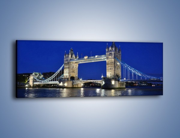 Obraz na płótnie – Tower Bridge nocą – jednoczęściowy panoramiczny AM145