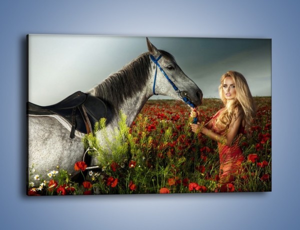 Obraz na płótnie – Kobieta koń i polana maków – jednoczęściowy prostokątny poziomy L333
