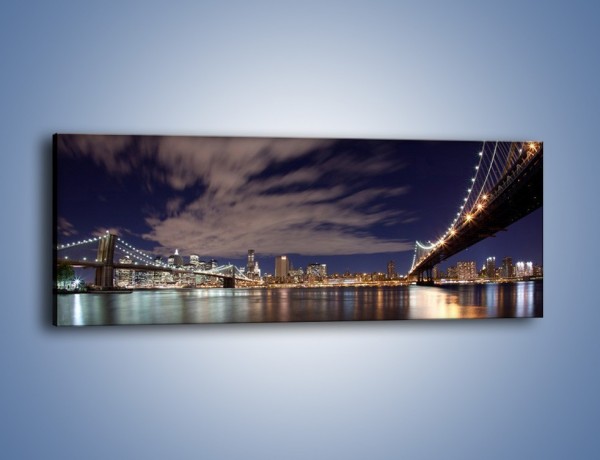 Obraz na płótnie – Rozświetlone nowojorskie mosty – jednoczęściowy panoramiczny AM204