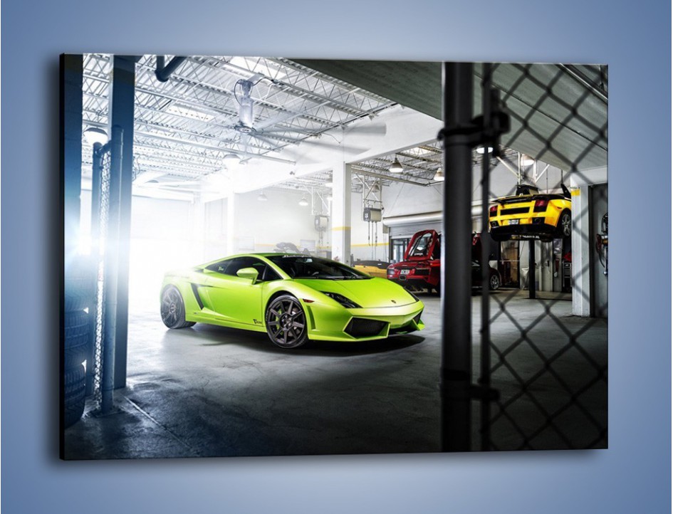 Obraz na płótnie - Limonkowe Lamborghini Gallardo w garażu ...