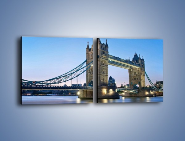 Obraz na płótnie – Tower Bridge o poranku – dwuczęściowy kwadratowy poziomy AM143