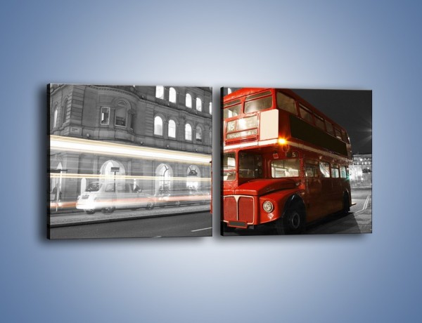 Obraz na płótnie – Czerwony autobus w Londynie – dwuczęściowy kwadratowy poziomy AM634